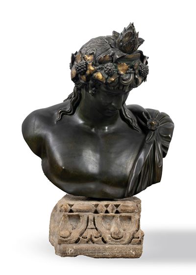 Busto in Bronzo Raffigurante Antinoo Come Dioniso