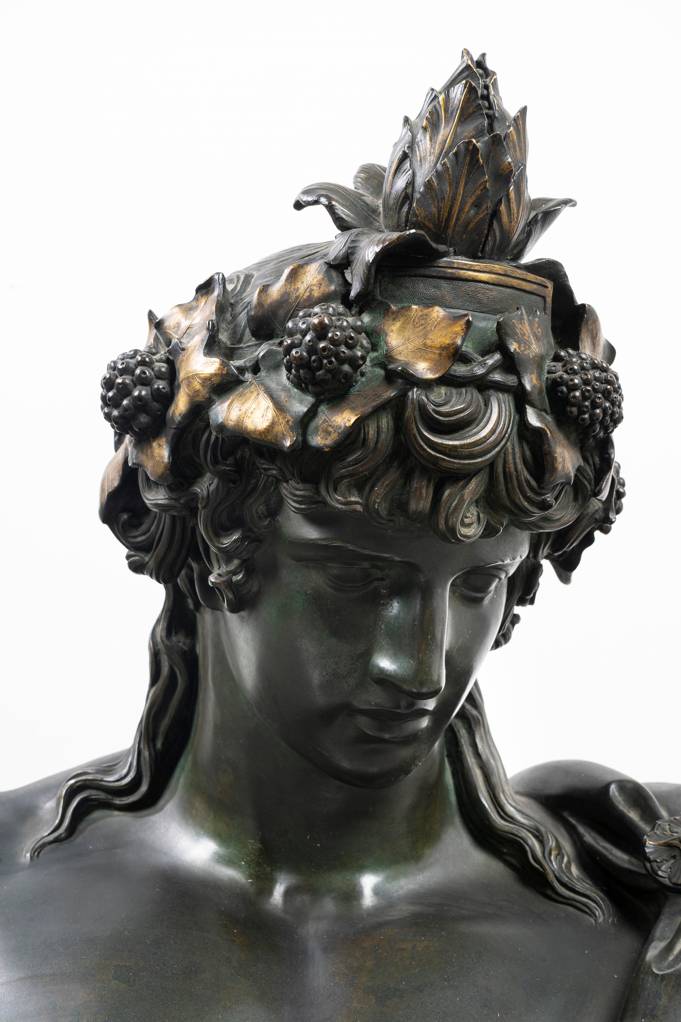 Busto in Bronzo Raffigurante Antinoo Come Dioniso
