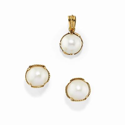 Demi parure con perle mabé, oro giallo 18K