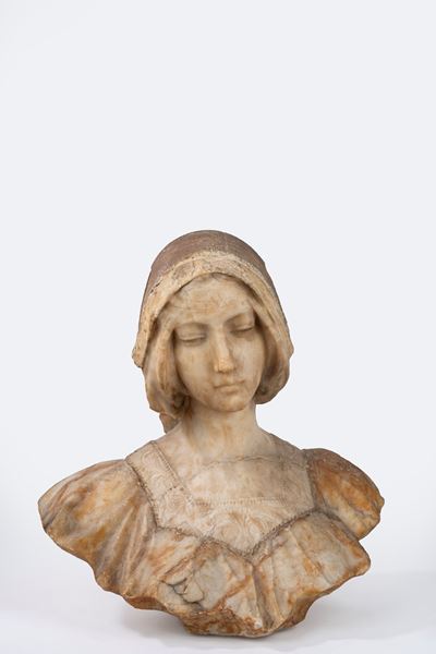 Scultura in Alabastro Raffigurante Busto Femminile in Abiti Rinascimentali, Inizio Secolo XX