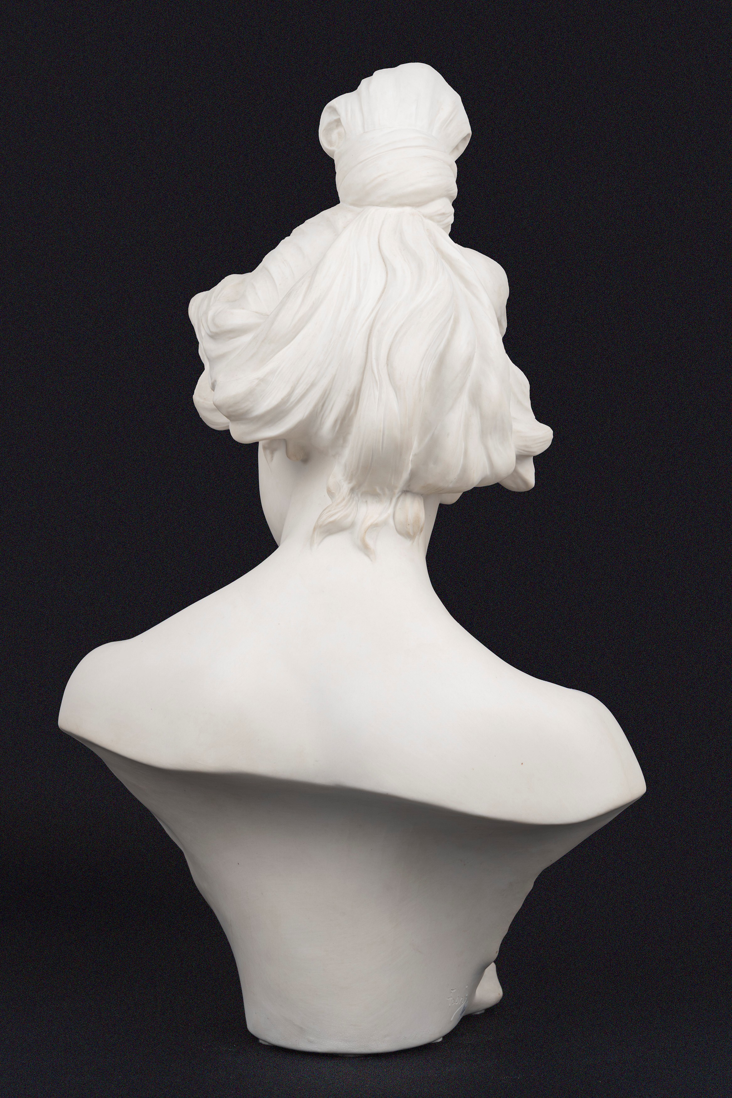 Luigi Fabris - Mezzobusto Femminile in Biscuit