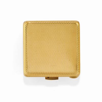 Porta pillole in oro giallo 18K, forma quadrata con decorazione a tessuto
