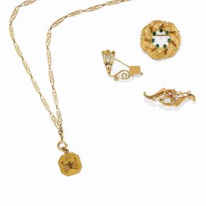 Five 18K yellow gold, pearl and colored gemstone jewels