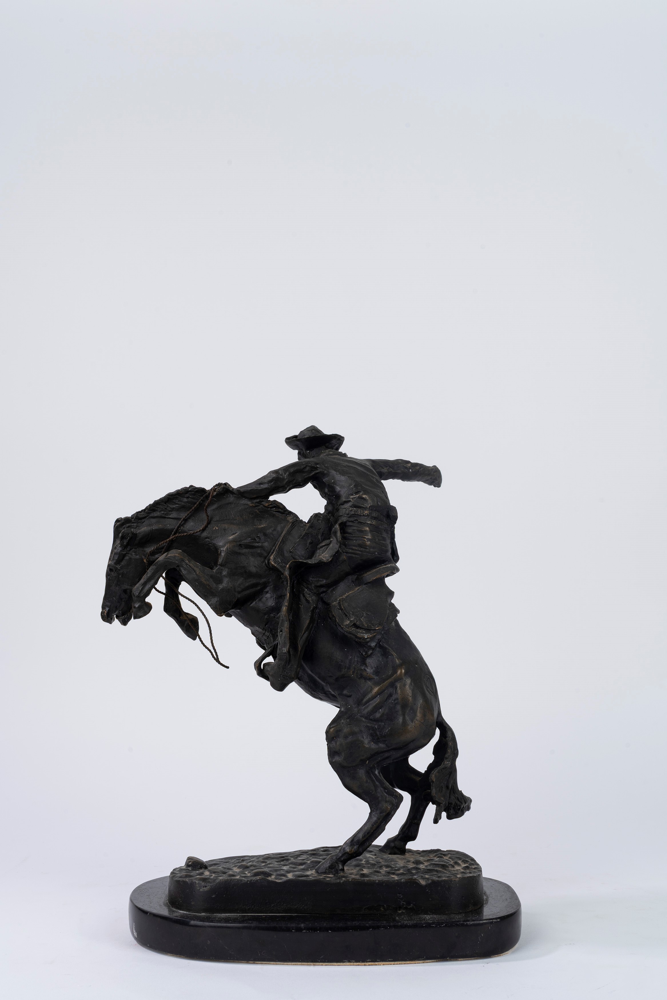 Frederic Sackrider Remington - Bronco Buster