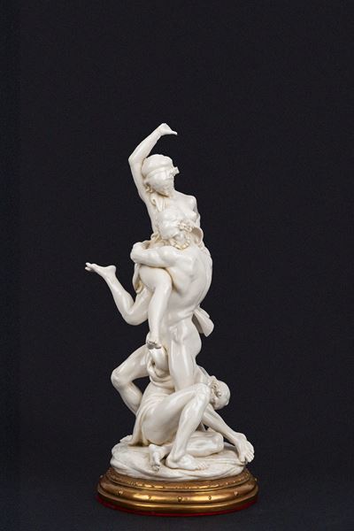 Gruppo Scultoreo in Maiolica Bianca di Capodimonte, Raffigurante Ratto delle Sabine