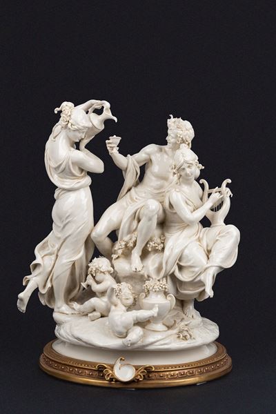 Gruppo Scultoreo in Maiolica Bianca di Capodimonte, Raffigurante Baccanale