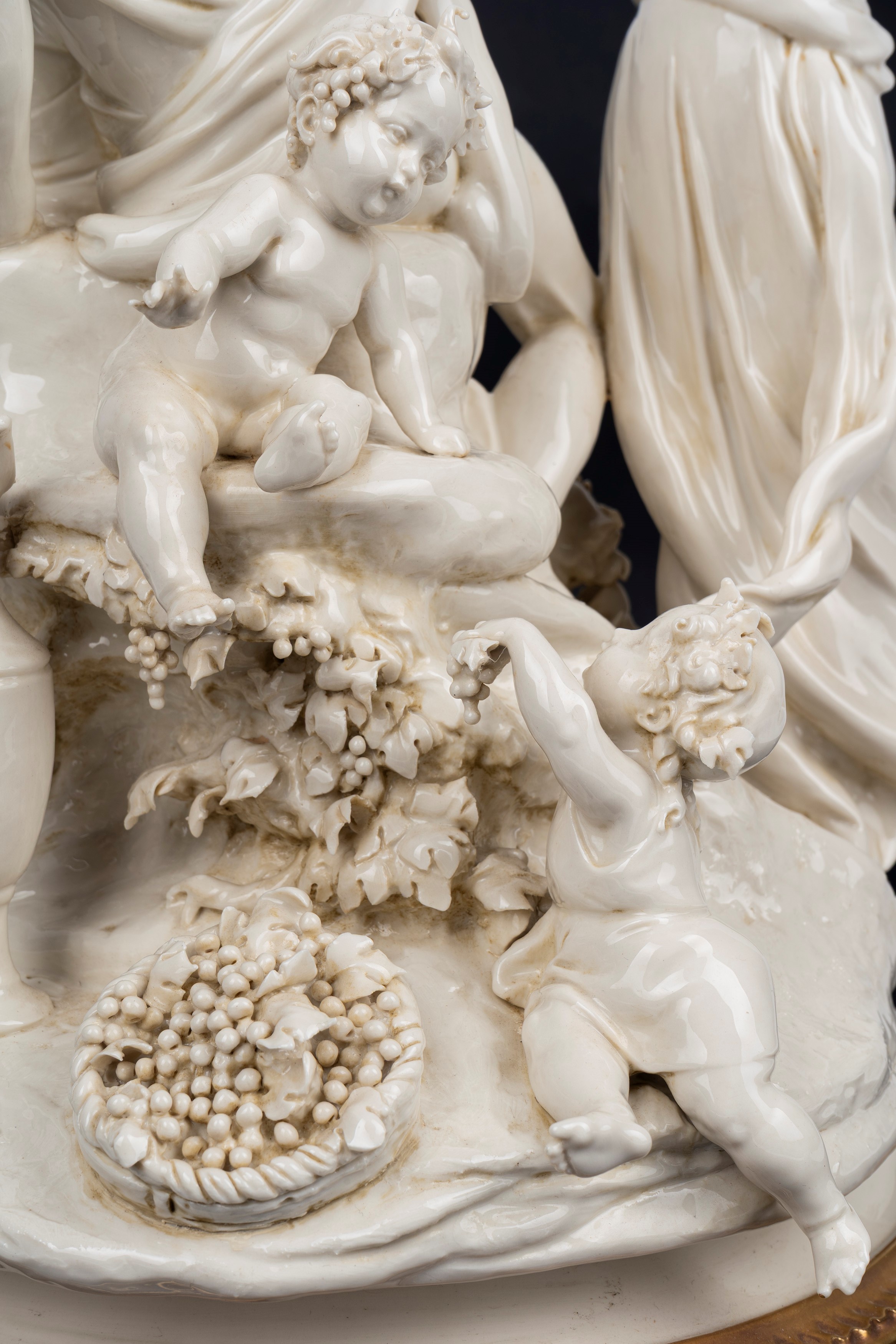 Giuseppe Cappè - Gruppo Scultoreo in Maiolica Bianca di Capodimonte, Raffigurante Baccanale