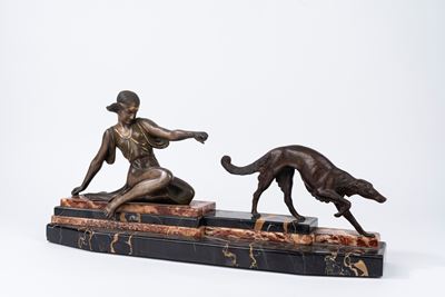Scultura in Bronzo su Base in Marmo Policromo Raffigurante Diana e Levriero, Anni '20-'30 del XX ...