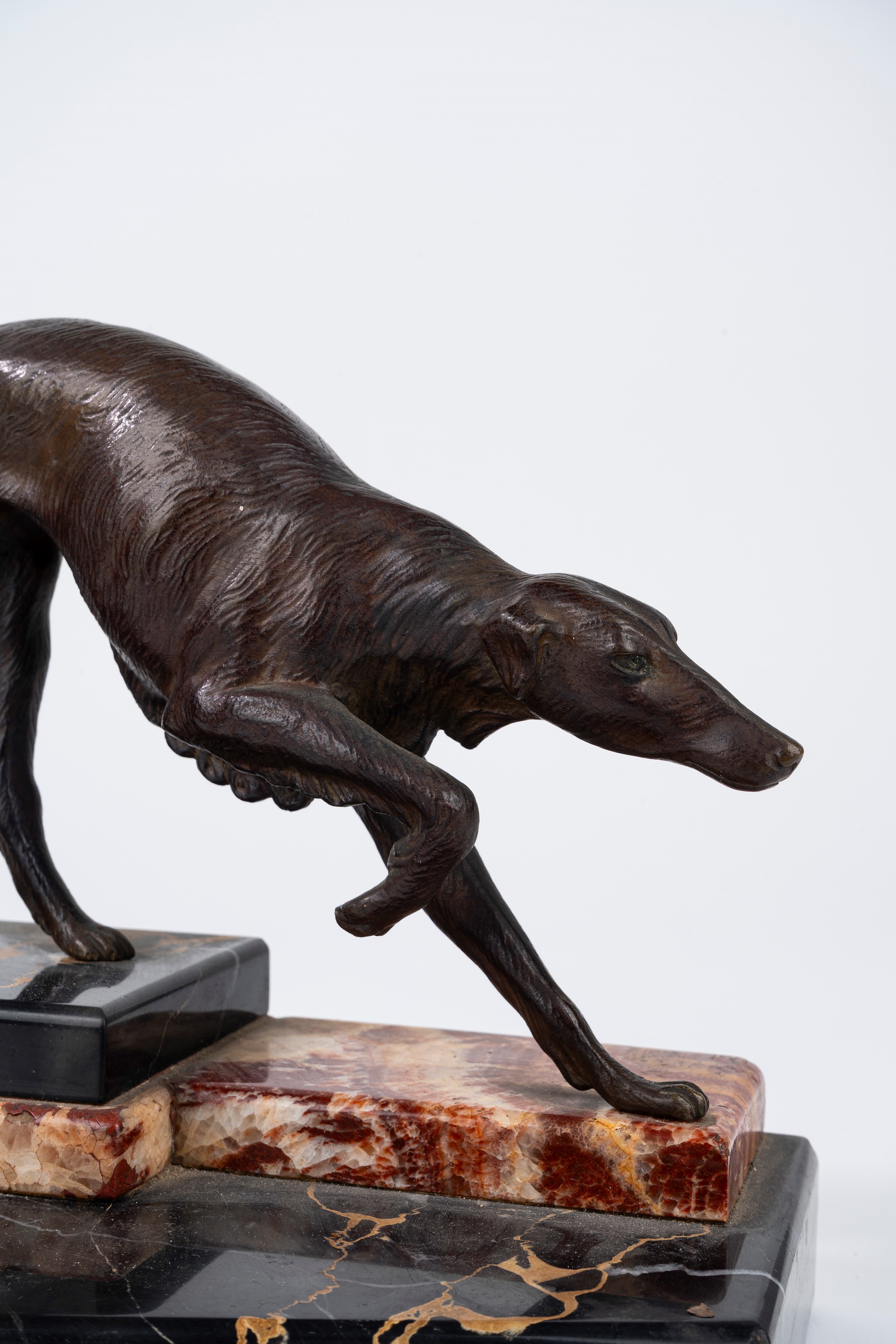 Scultura in Bronzo su Base in Marmo Policromo Raffigurante Diana e Levriero, Anni '20-'30 del XX ...