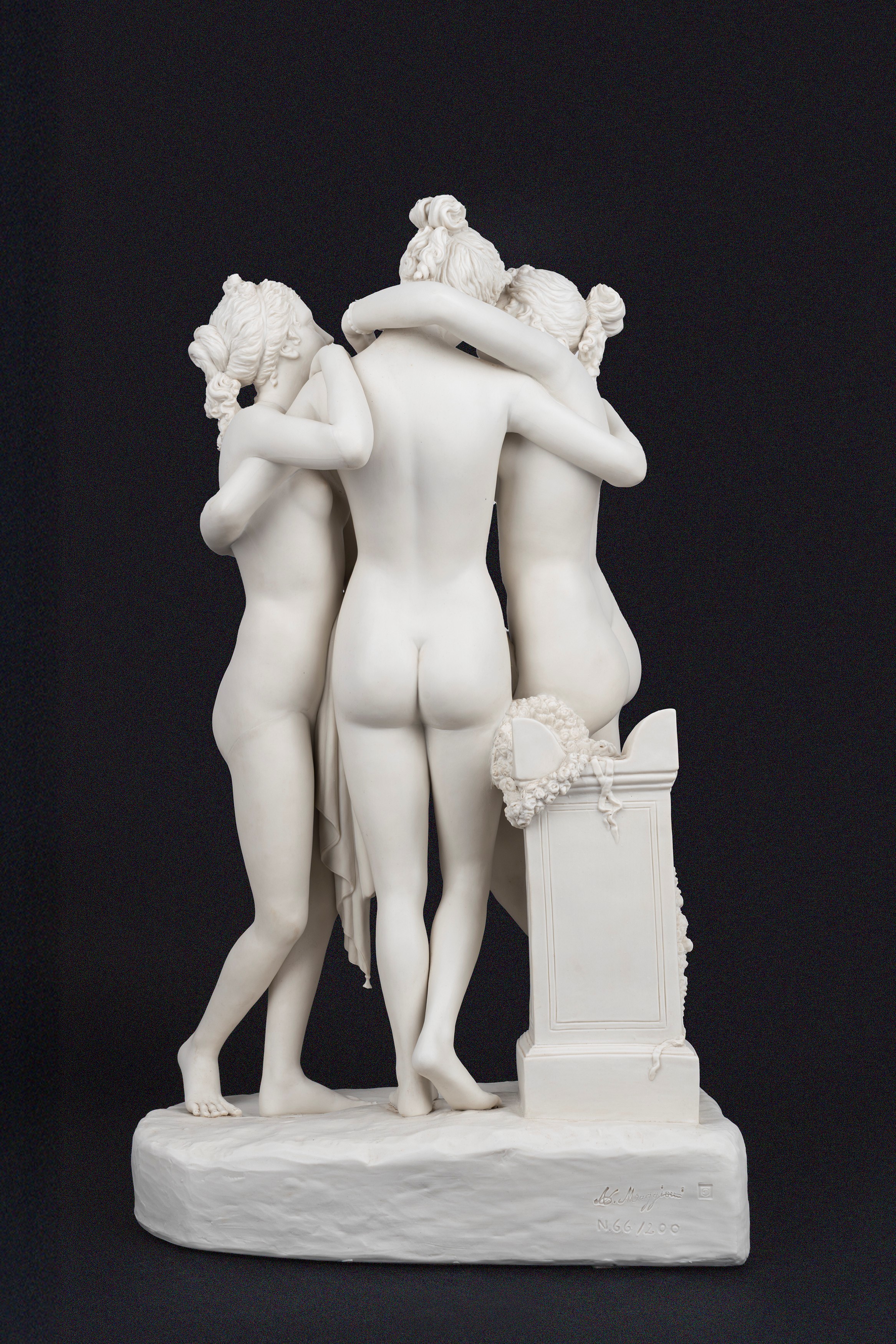 Alessandro Maggioni - Grande Gruppo Scultoreo Raffigurante le Tre Grazie, da Canova