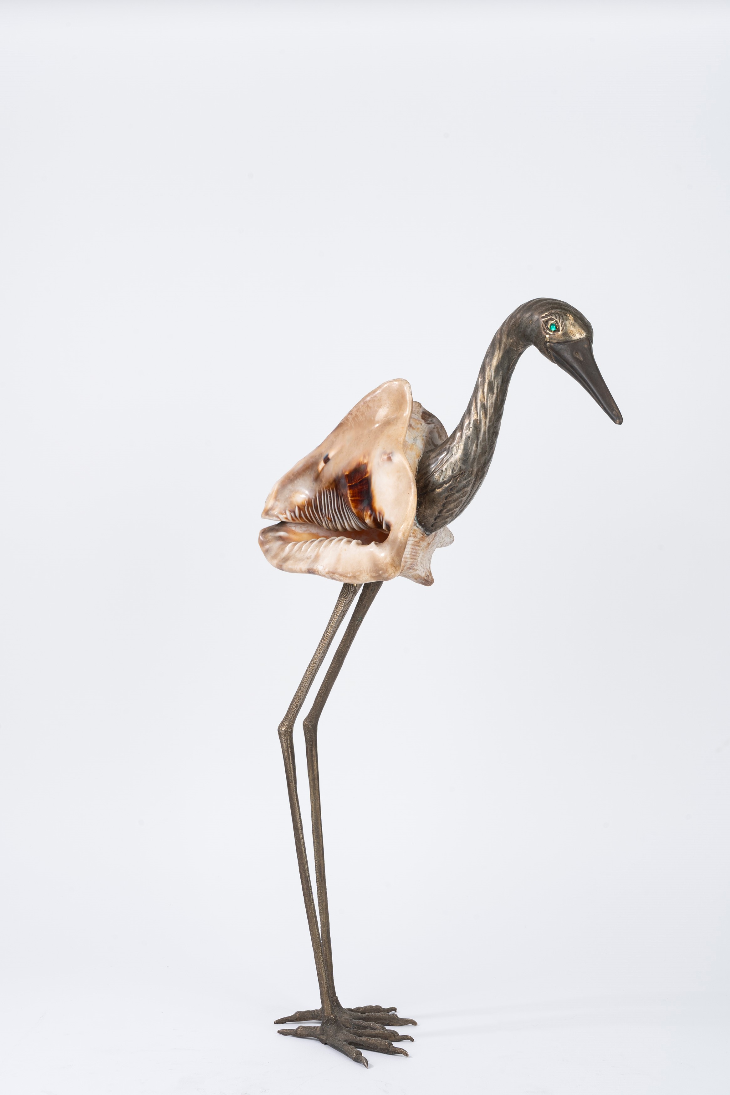 Scultura in Metallo Raffigurante Airone, con Corpo di Conchiglia, Secolo XX