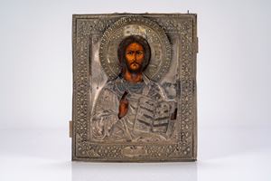 Icona su tavola con riza in argento raffigurante Cristo Pantocratore. Russia, fine XIX – inizio XX secolo