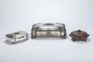 Tre cofanetti portagioie