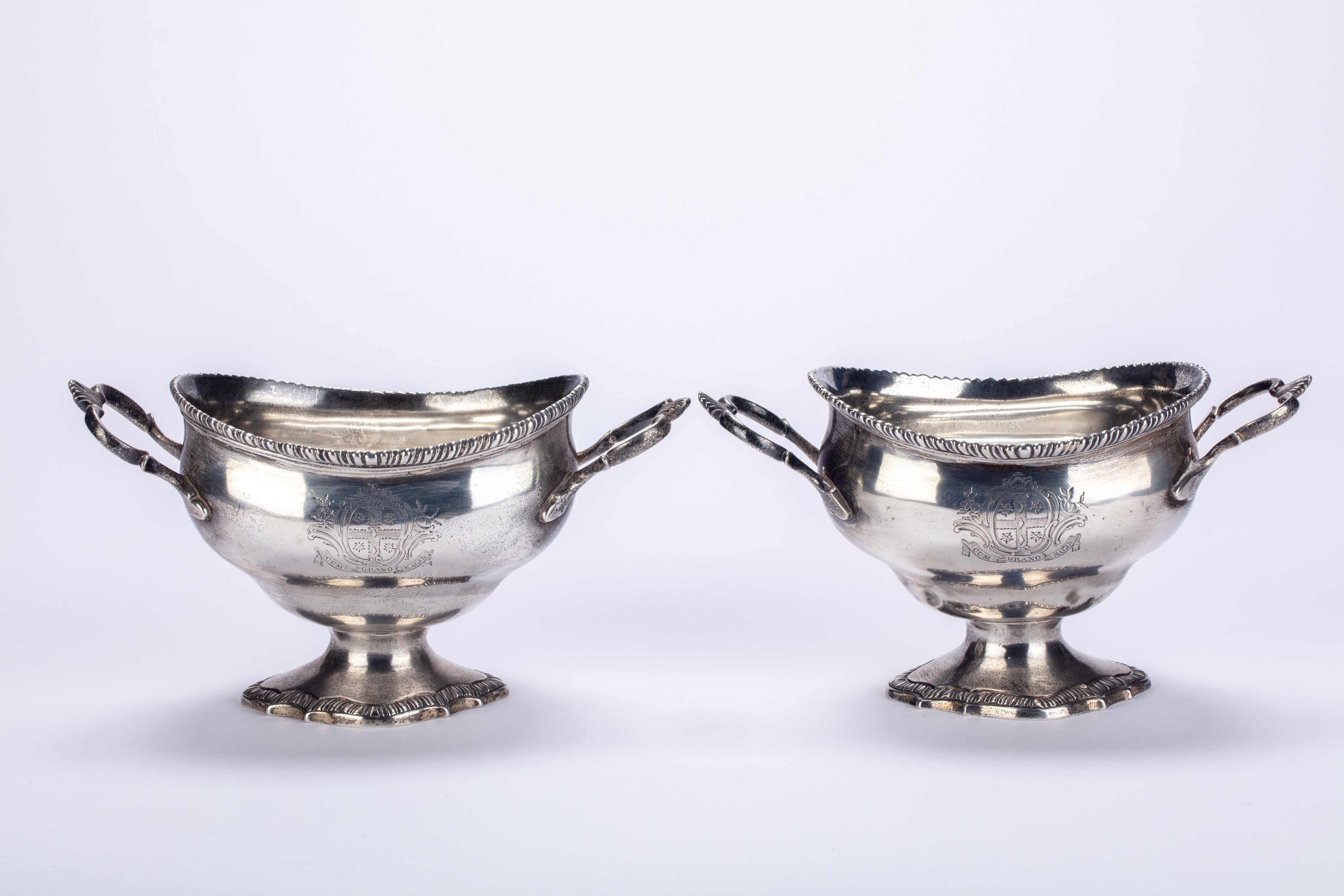 Coppia di salsiere in argento, Londra, 1768-69