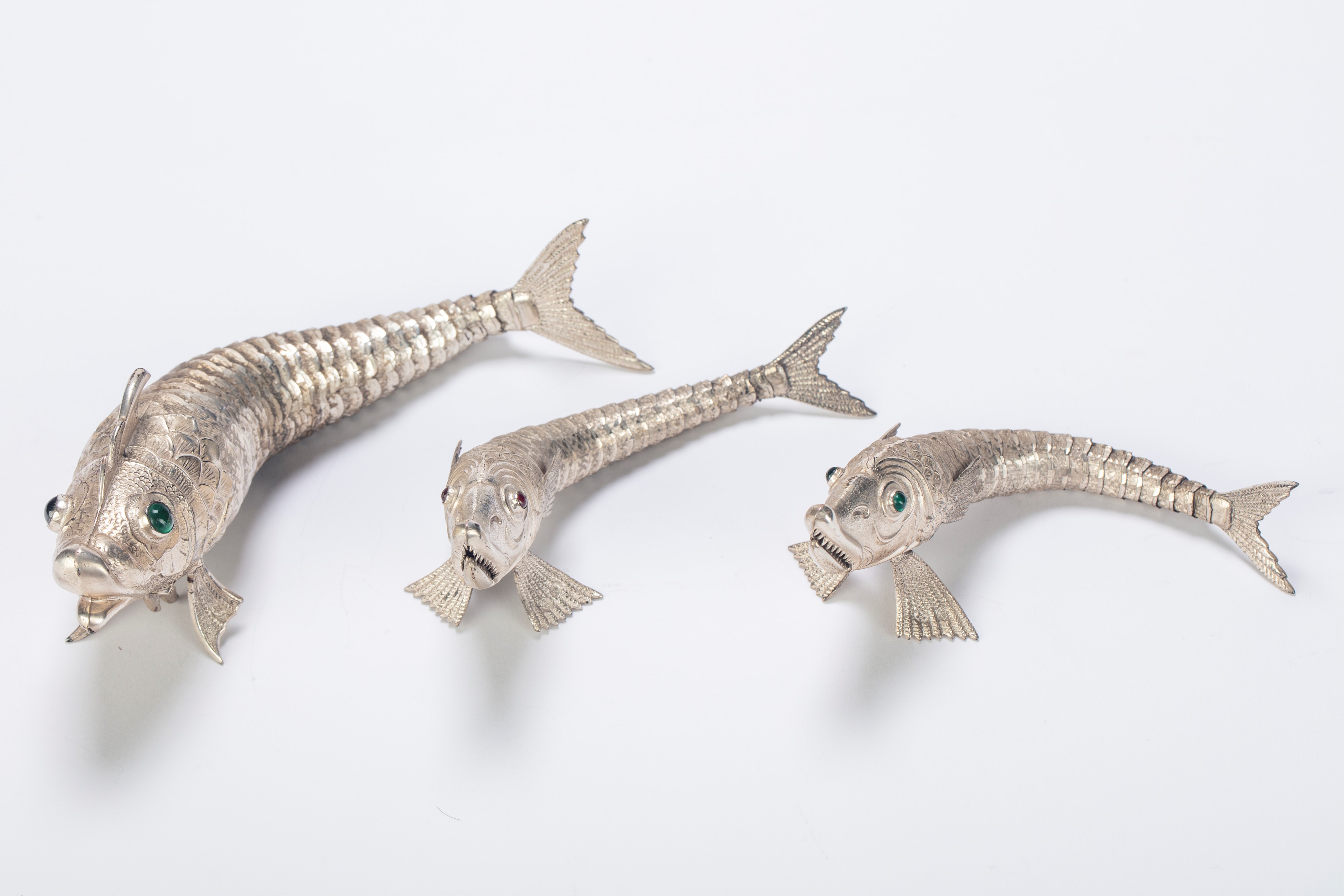 Pesci decorativi in argento, Secolo XX