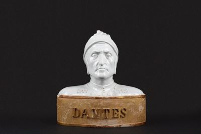 Busto di Dante in Maiolica Bianca