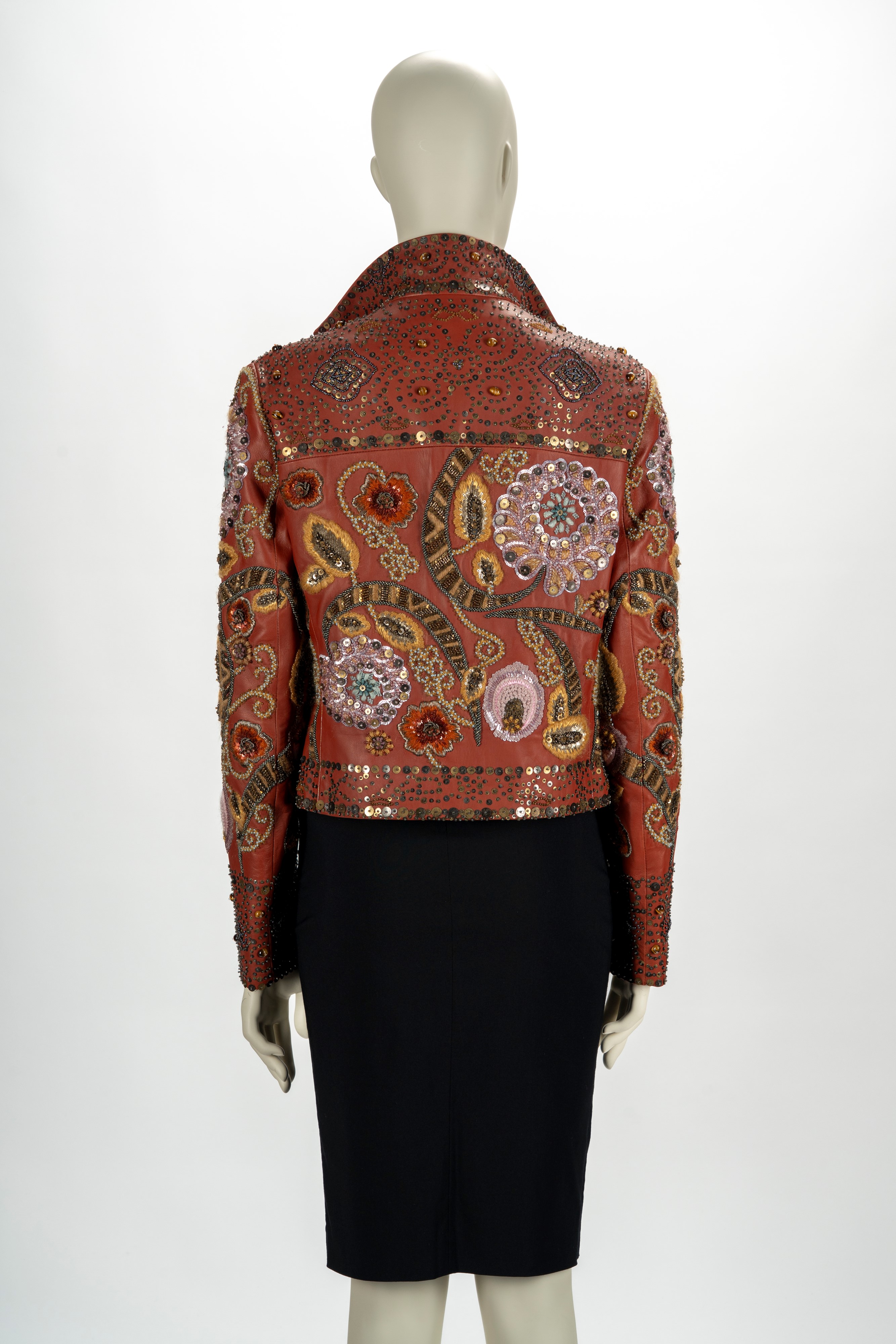 Valentino - Giacca in pelle color ruggine con ricami floreali