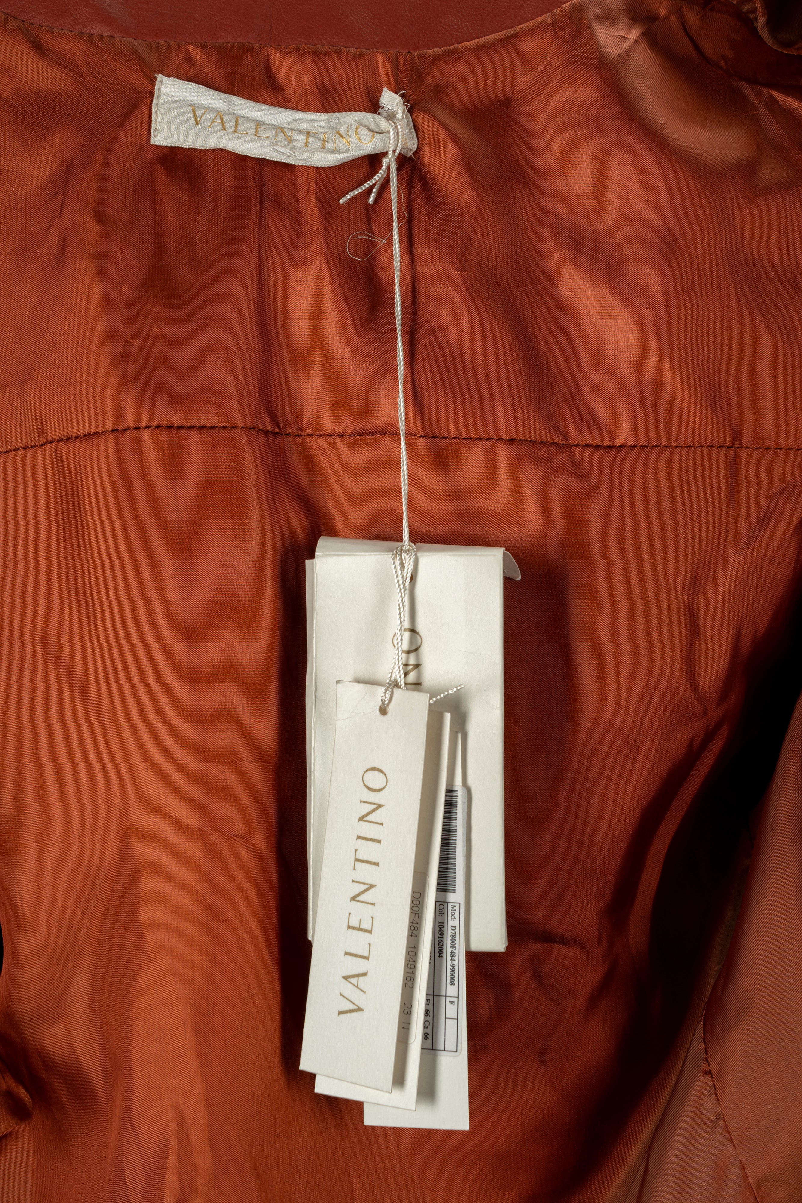 Valentino - Giacca in pelle color ruggine con ricami floreali