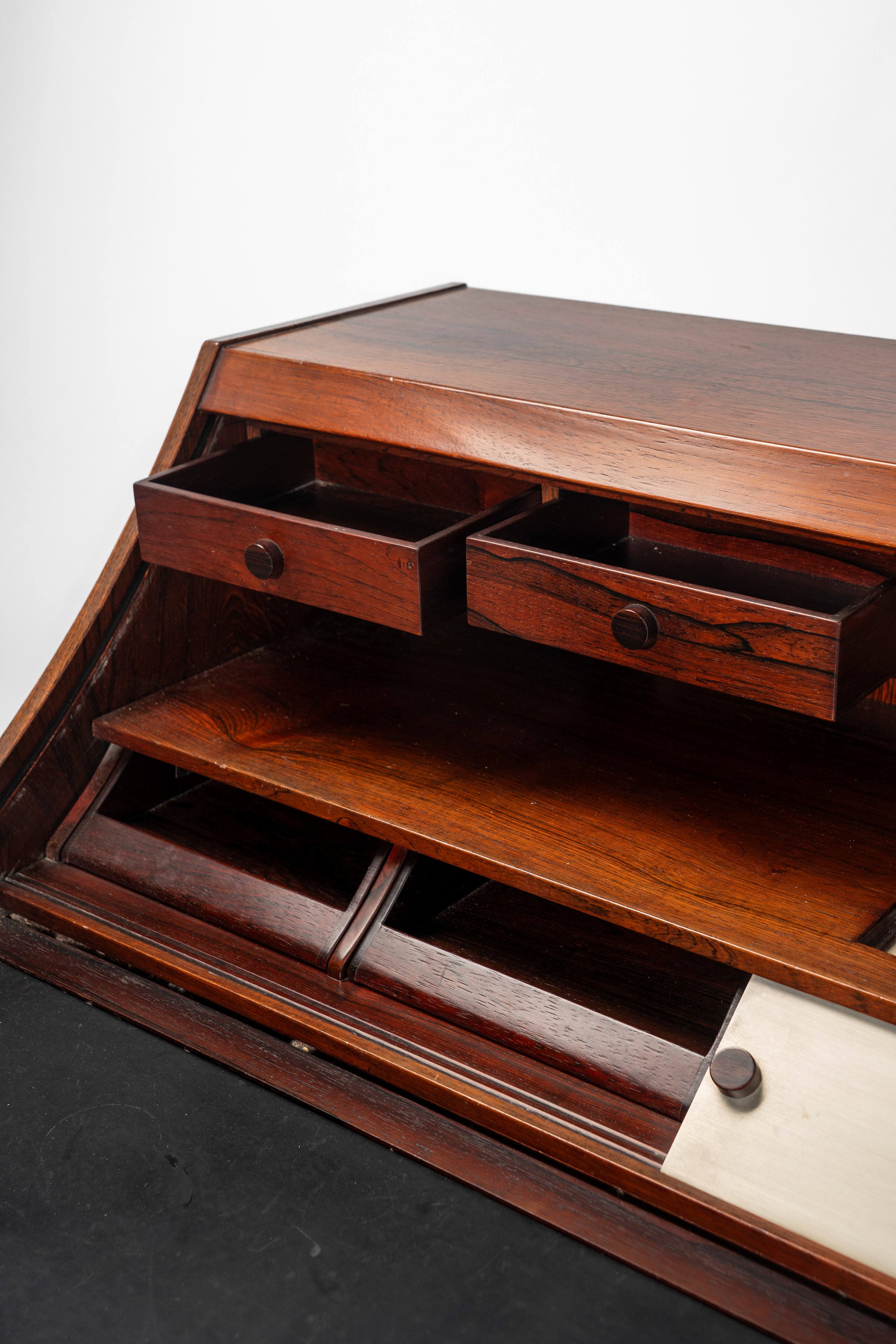 Scrivania modello no. 807, per Casa PBH