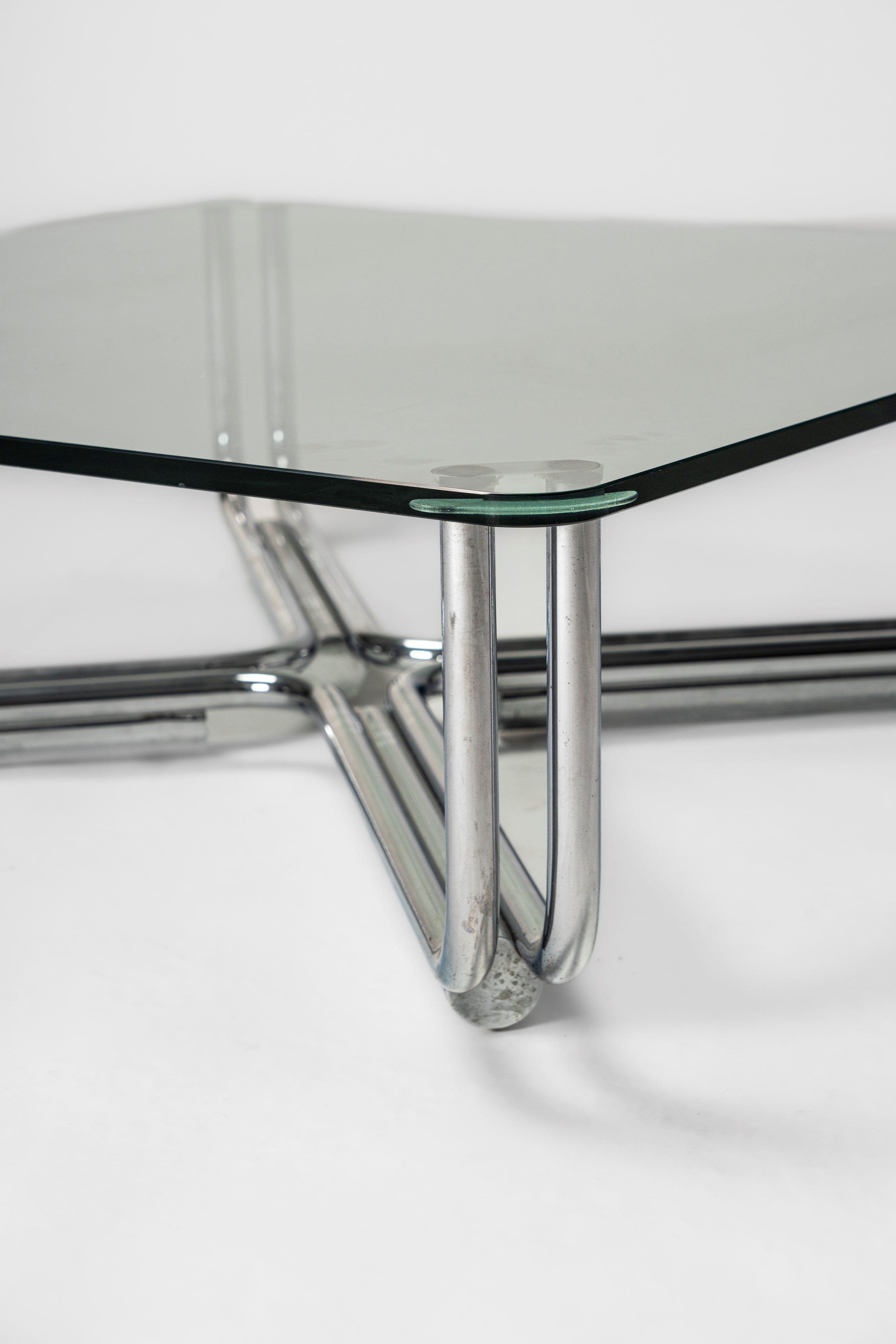 Tavolo basso modello no. 784