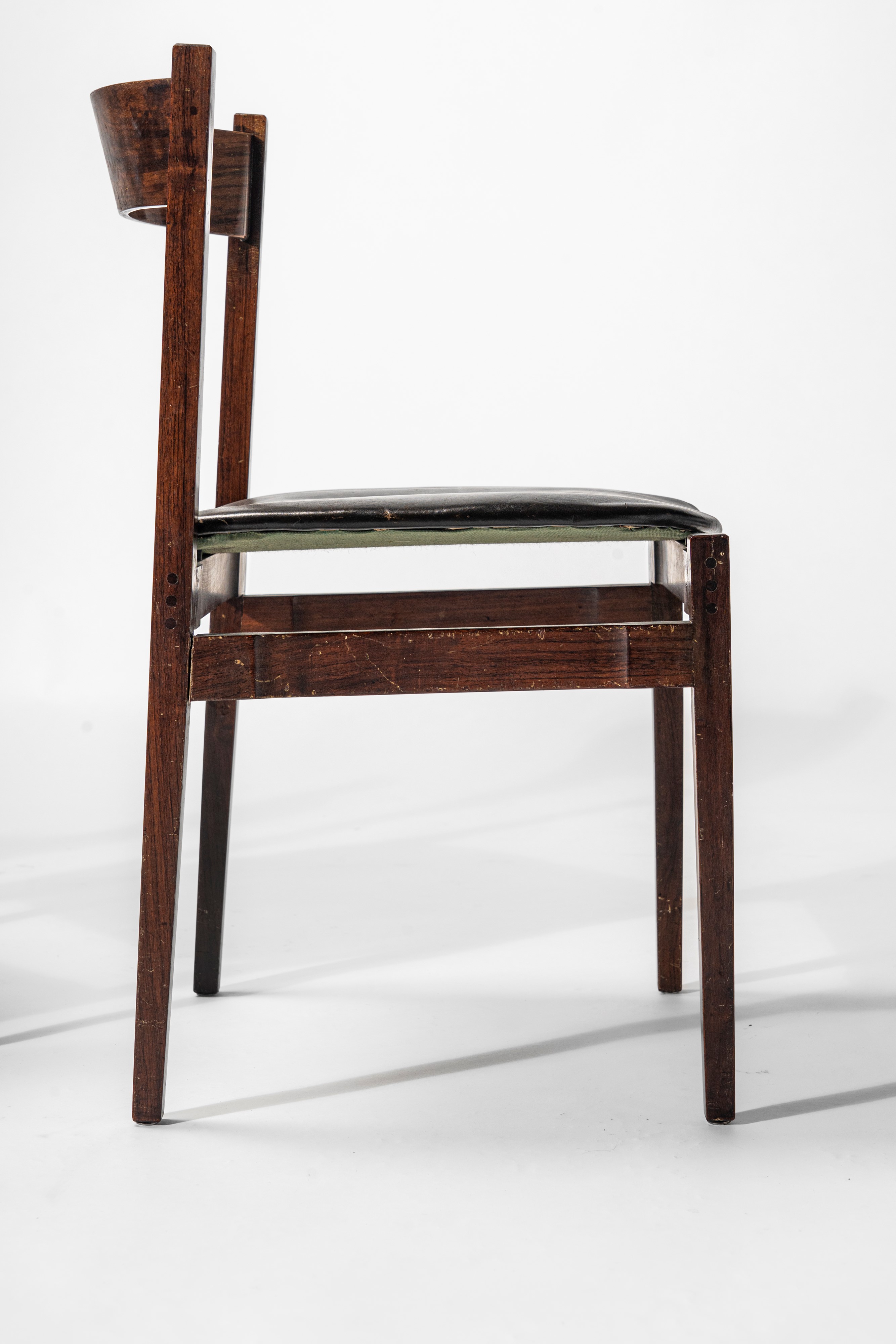 Set di otto sedie modello no. 101, per Casa PBH