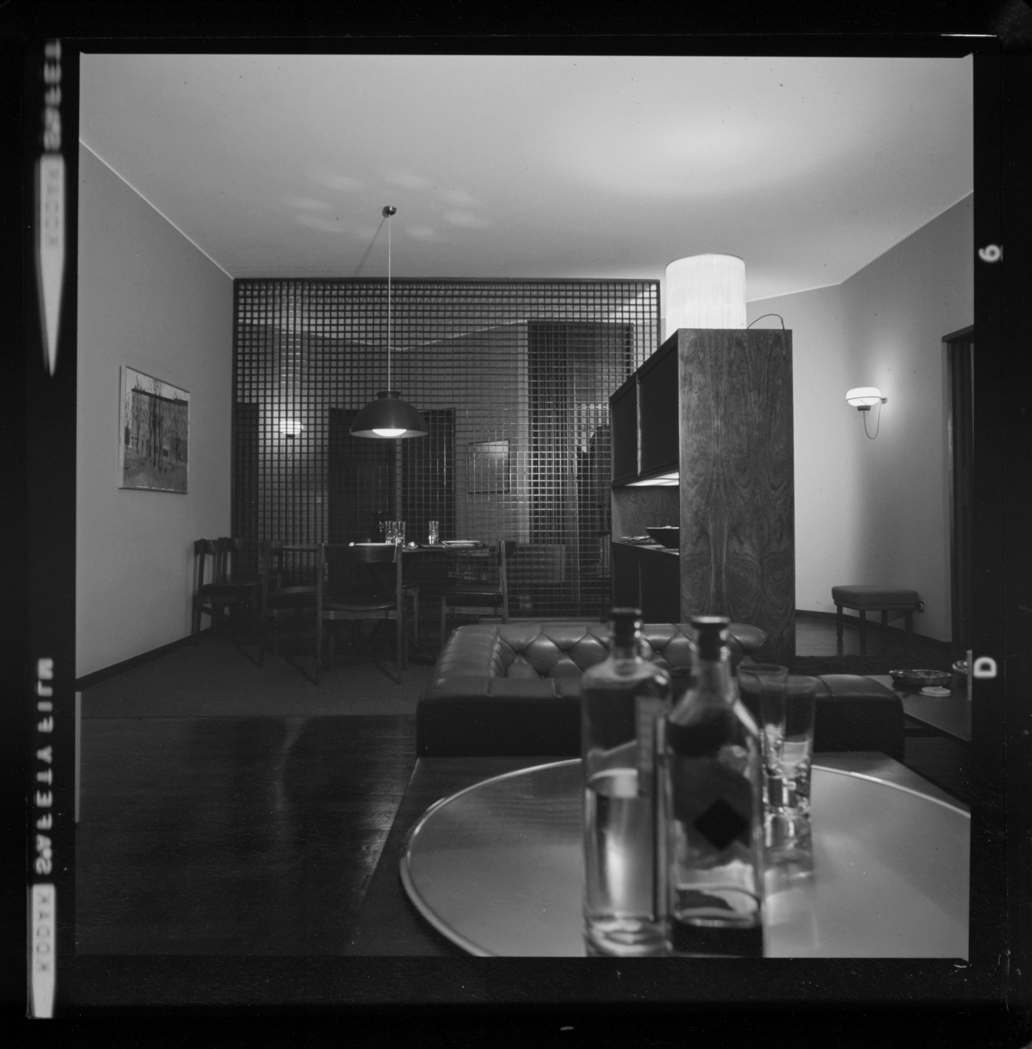 Set di otto sedie modello no. 101, per Casa PBH