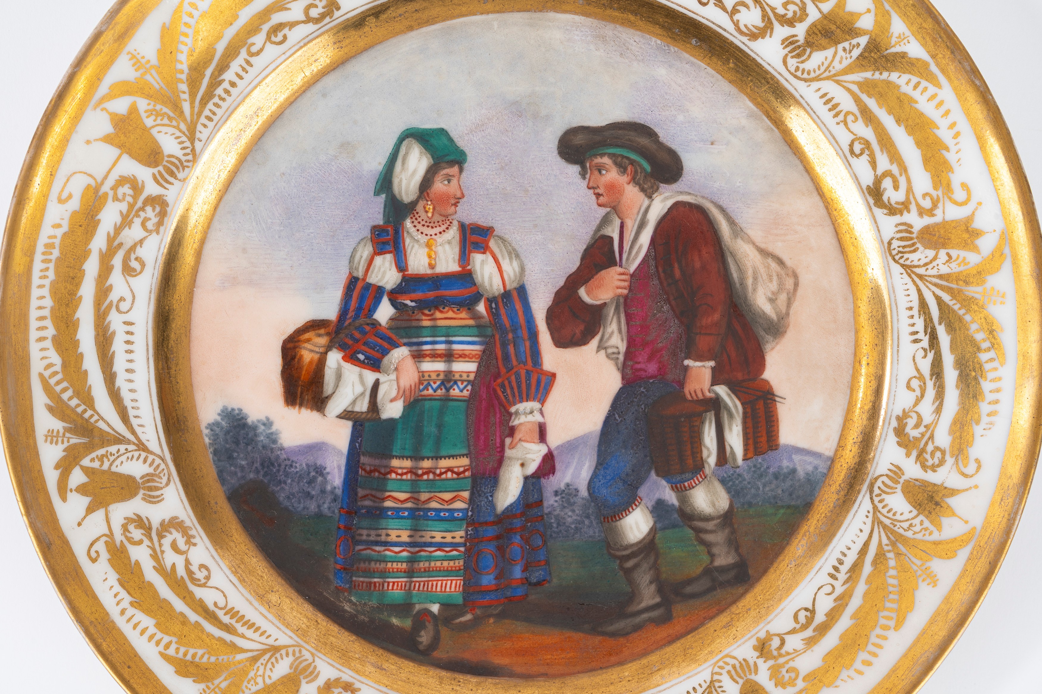 Sei Piatti in Porcellana Policroma con Personaggi in Costume Popolare Abruzzese, Napoli Secolo XI...