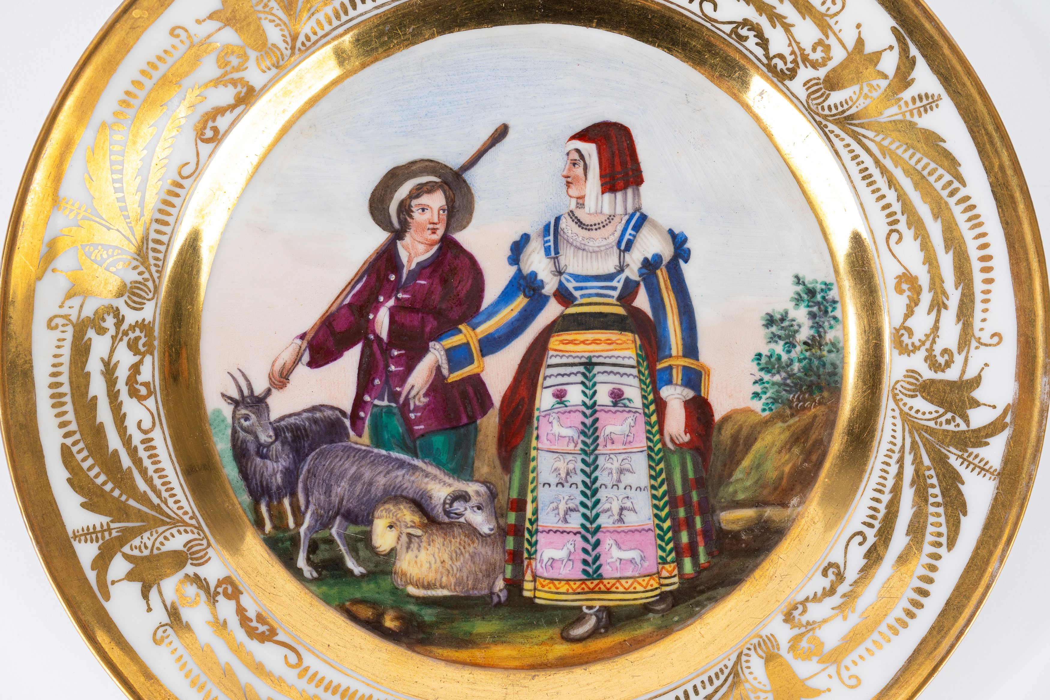 Sei Piatti in Porcellana Policroma con Personaggi in Costume Popolare Abruzzese, Napoli Secolo XI...