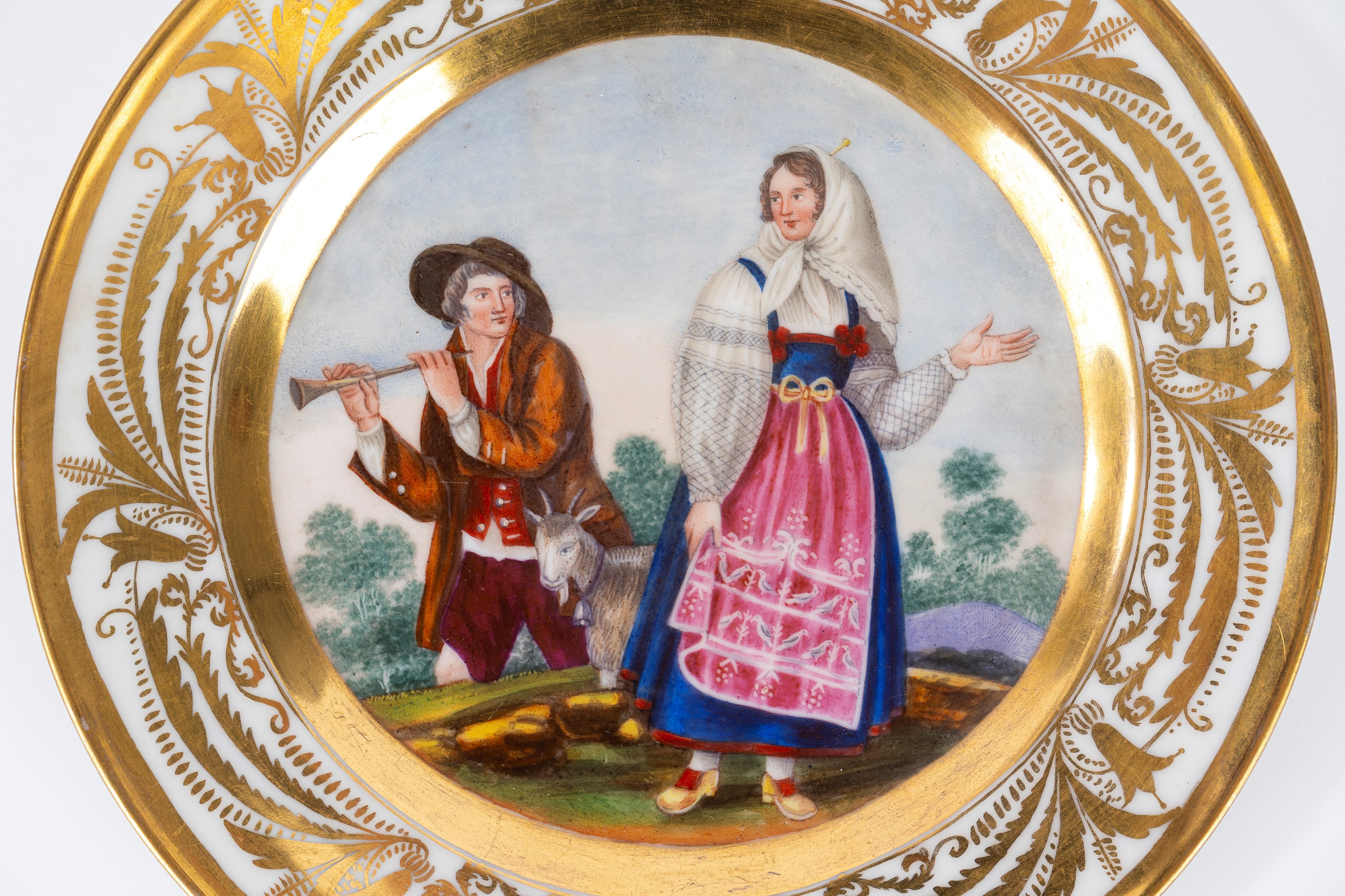 Sei Piatti in Porcellana Policroma con Personaggi in Costume Popolare Abruzzese, Napoli Secolo XI...