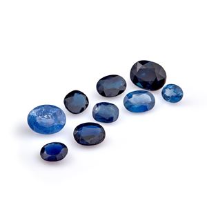 Lotto di zaffiri in cartina per totale ct 9,59