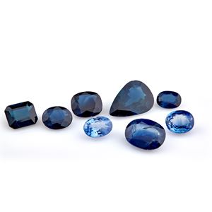 Lotto di zaffiri in cartina per totale ct 10,07