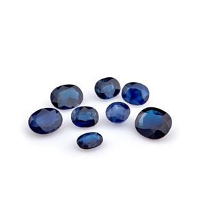 Lotto di zaffiri in cartina per totale ct 8,88