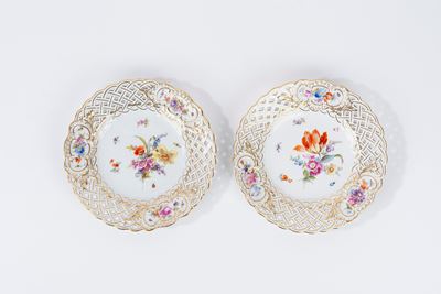 Coppia di Piatti in Porcellana Policroma, Meissen, Secolo XIX
