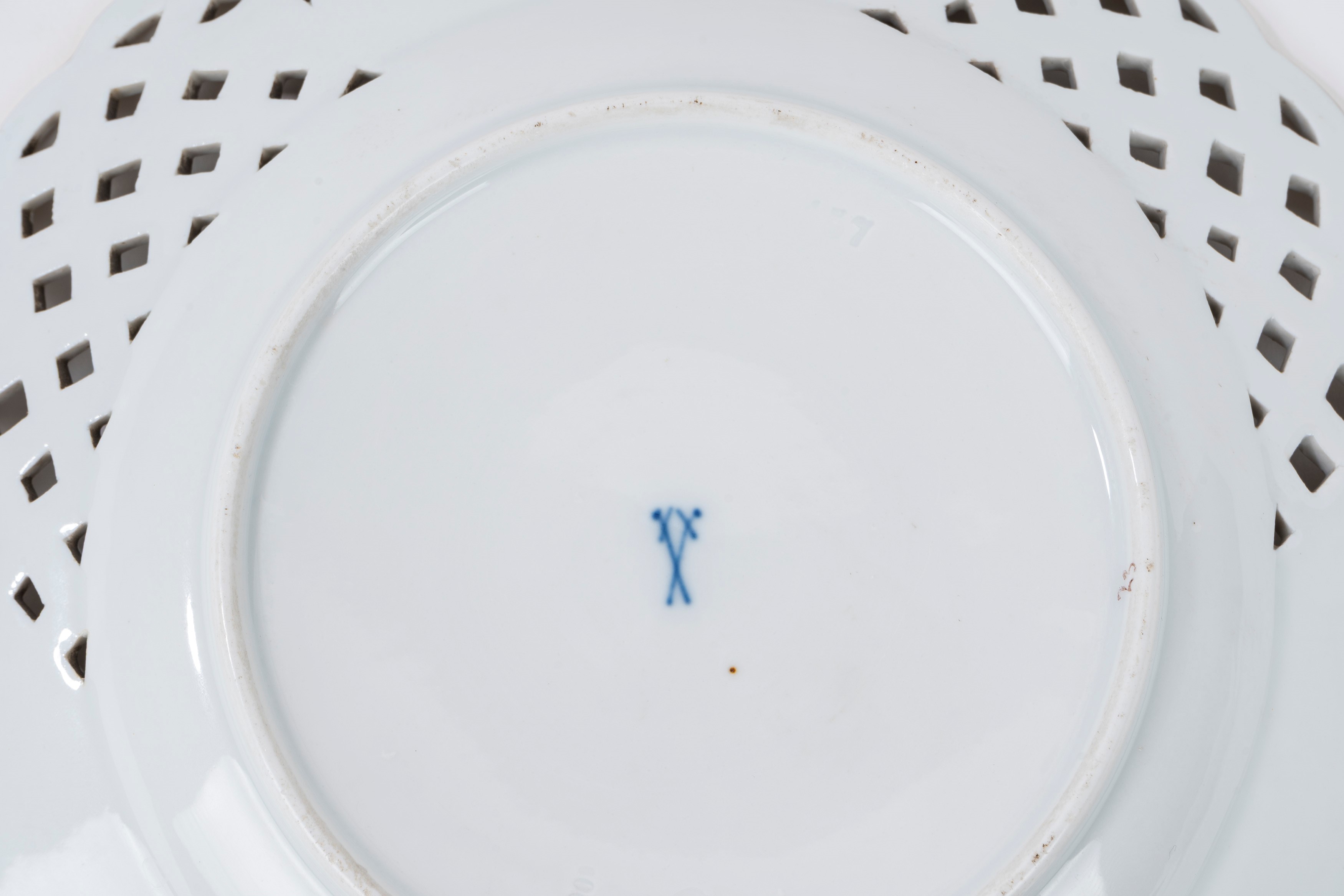 Coppia di Piatti in Porcellana Policroma, Meissen, Secolo XIX