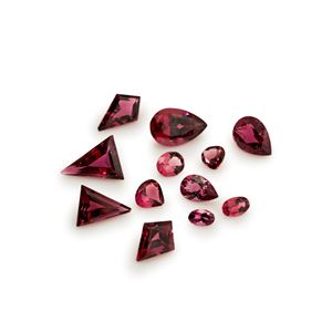 Lotto di tormaline rosa in cartina per totale ct 15,13