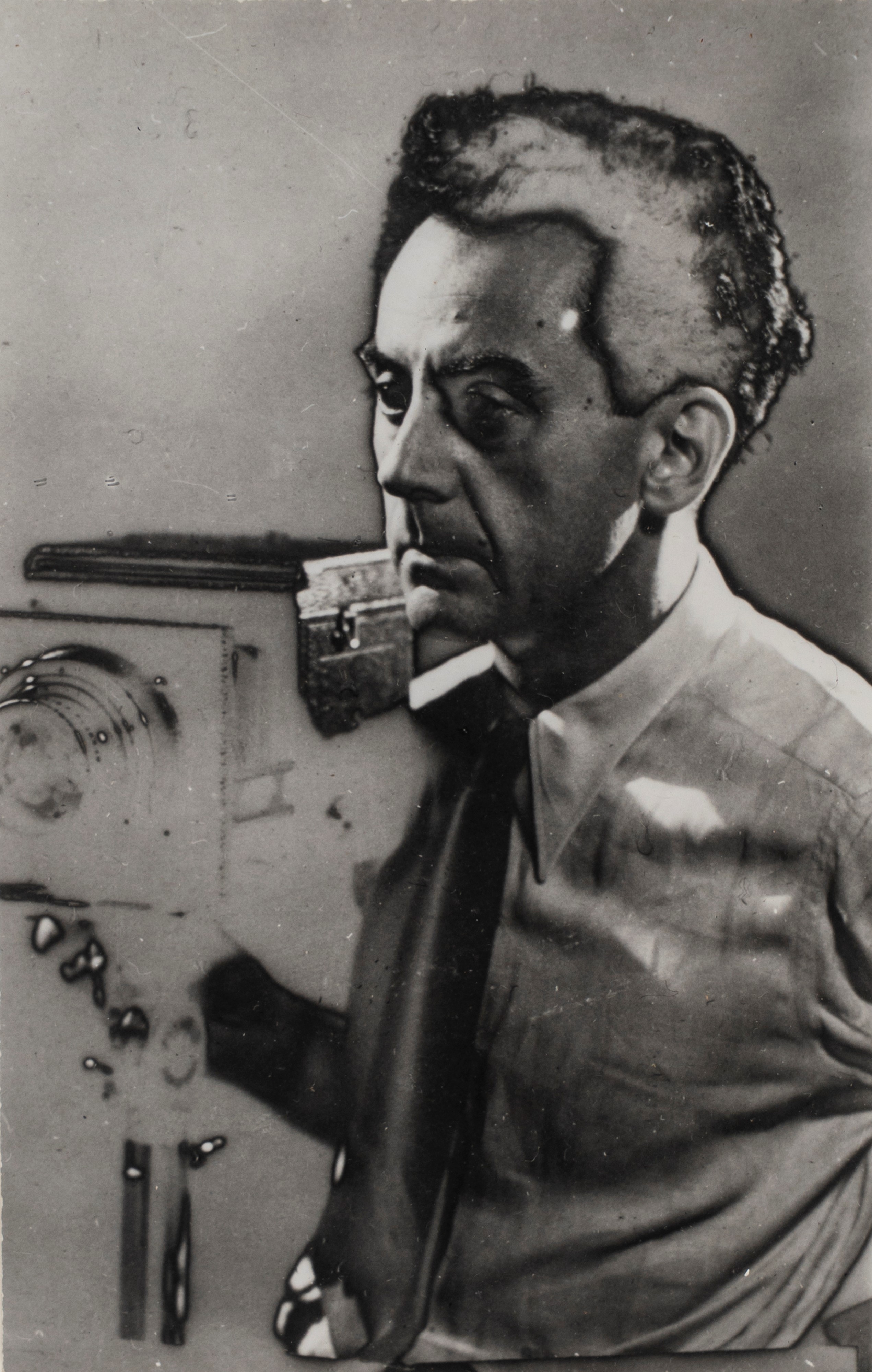 Man Ray - Self portrait 1930 | Photographs | Finarte, casa d'aste