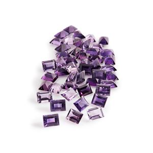 Lotto di ametiste in cartina per totale ct 65,95