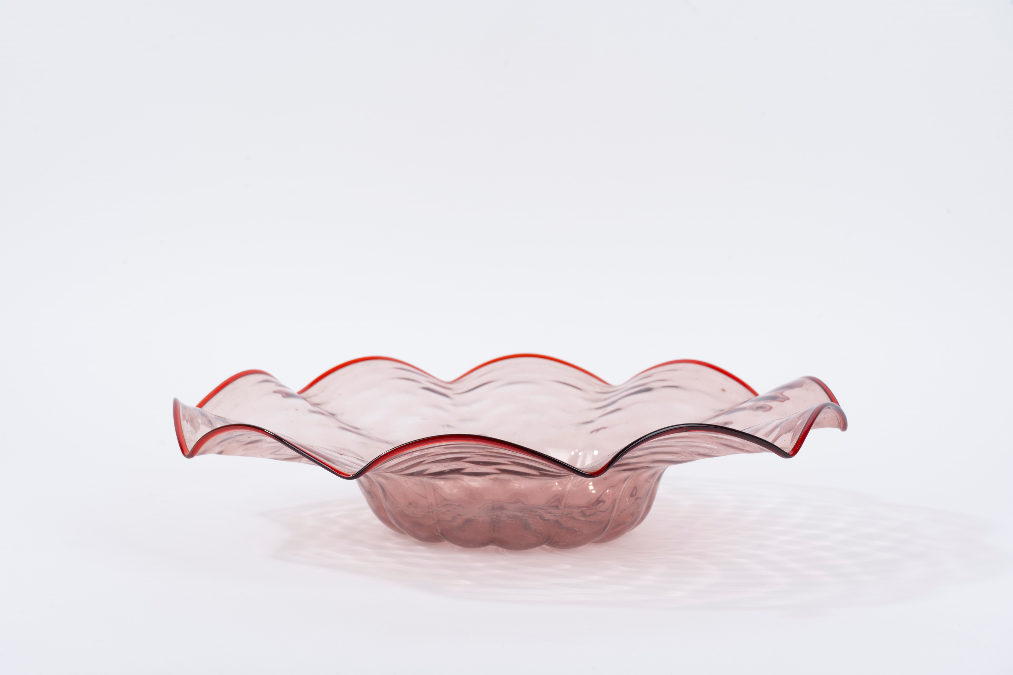 Grande centrotavola in vetro di Murano con profilo rosso, secolo XX