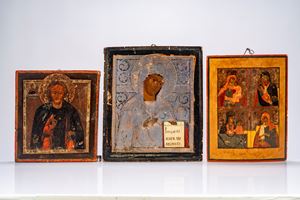 Lotto di tre icone su tavola raffiguranti Cristo benedicente, la Madonna della Deesis e una quadripartita con la Vergine con Bambino. Russia, XIX secolo