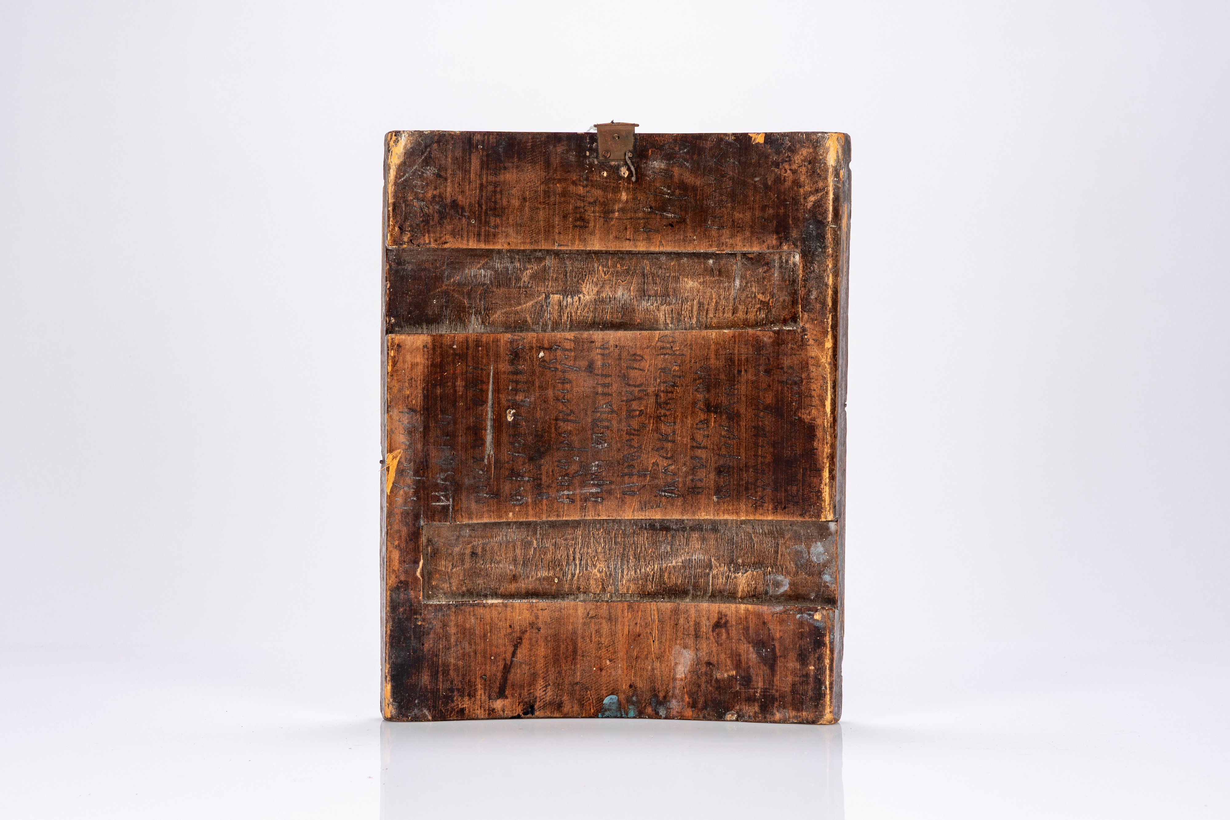 Icona su tavola raffigurante la Madre di Dio delle Tre Mani tra santi. Russia, XIX secolo