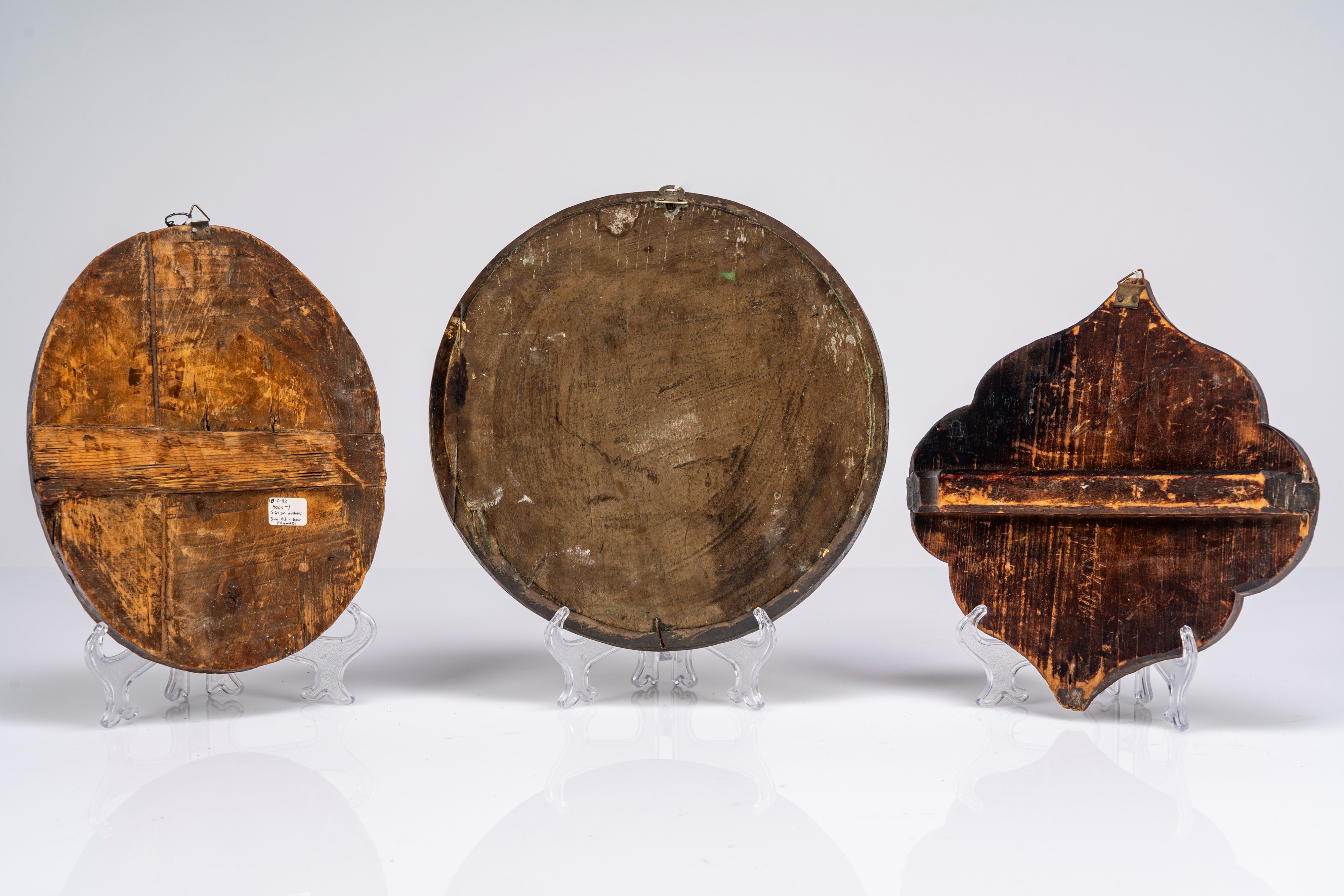 Tre icone su tavola, di forma circolare, ovale e mossa, raffiguranti san Marco e san Giovanni Eva...