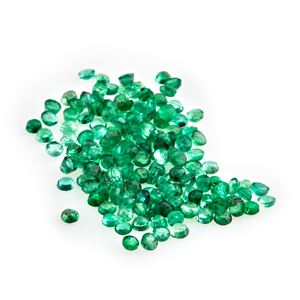 Lotto di smeraldi in cartina per totale ct 6,02