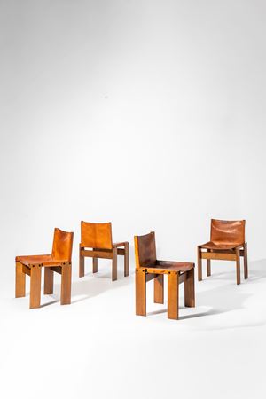 Quattro sedie modello Monk 