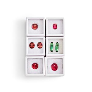 Lot of pink and green tourmalines in paper for a total of 23.38 ct