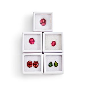 Lot of pink and green tourmalines in paper for a total of 19.38 ct