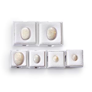 Lot of opals in paper for a total of 37.97 ct