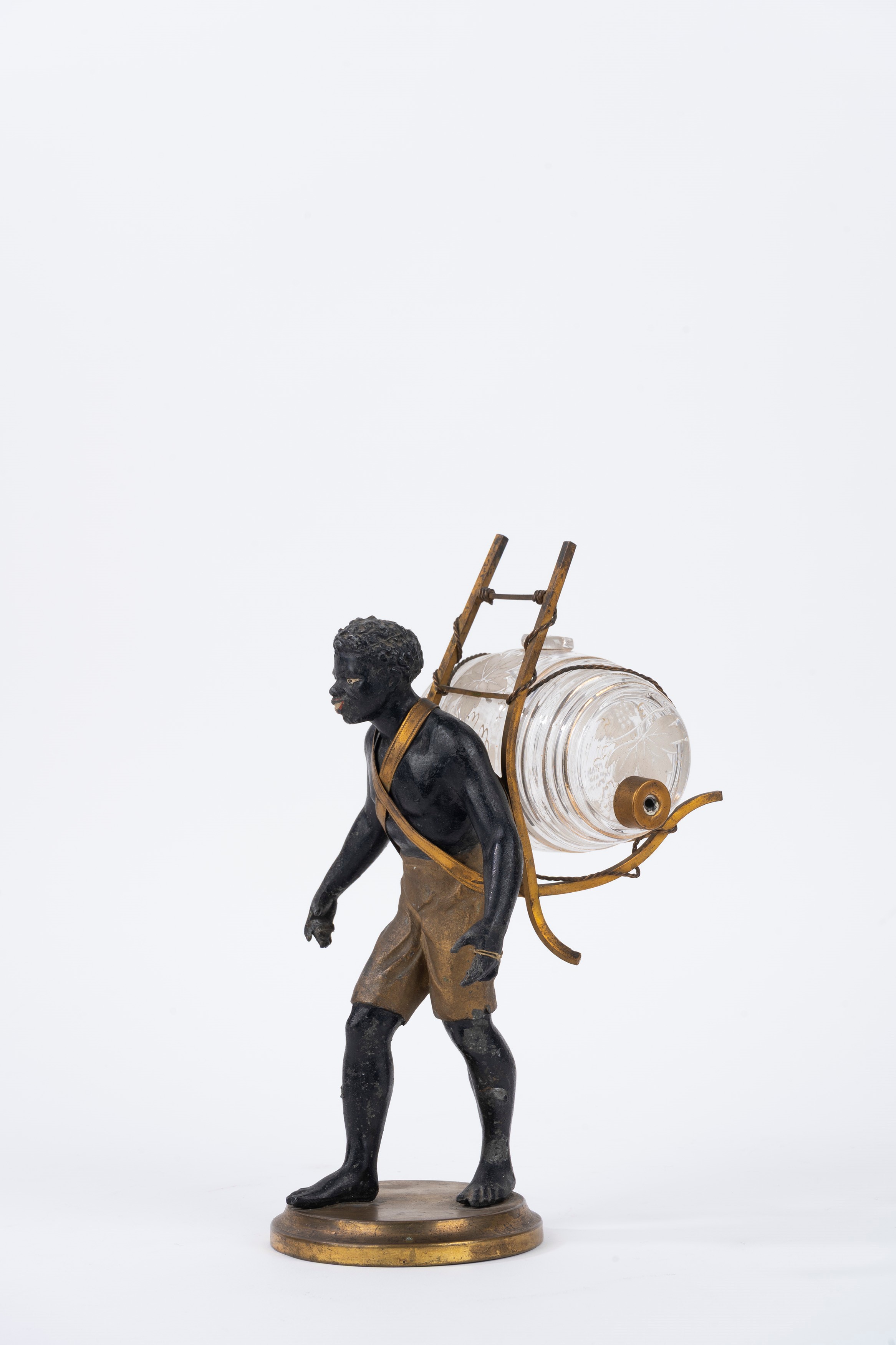 Scultura in Bronzo Raffigurante Servitore Moro con Botticella in Cristallo, Francia Secolo XIX