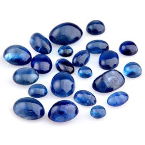 Lotto di zaffiri in cartina per totale ct 25,45