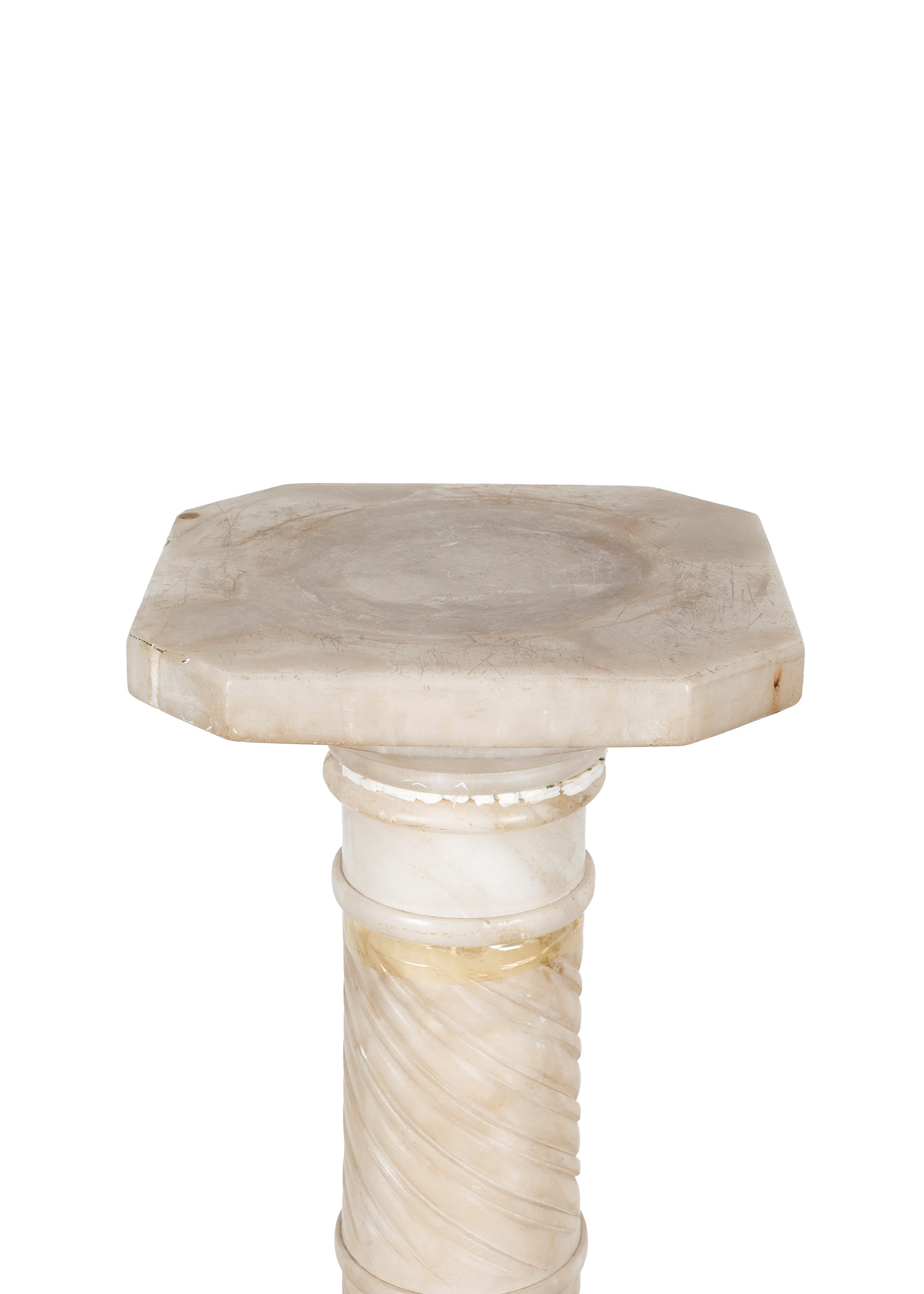 Colonna tortile in alabastro, secolo XIX