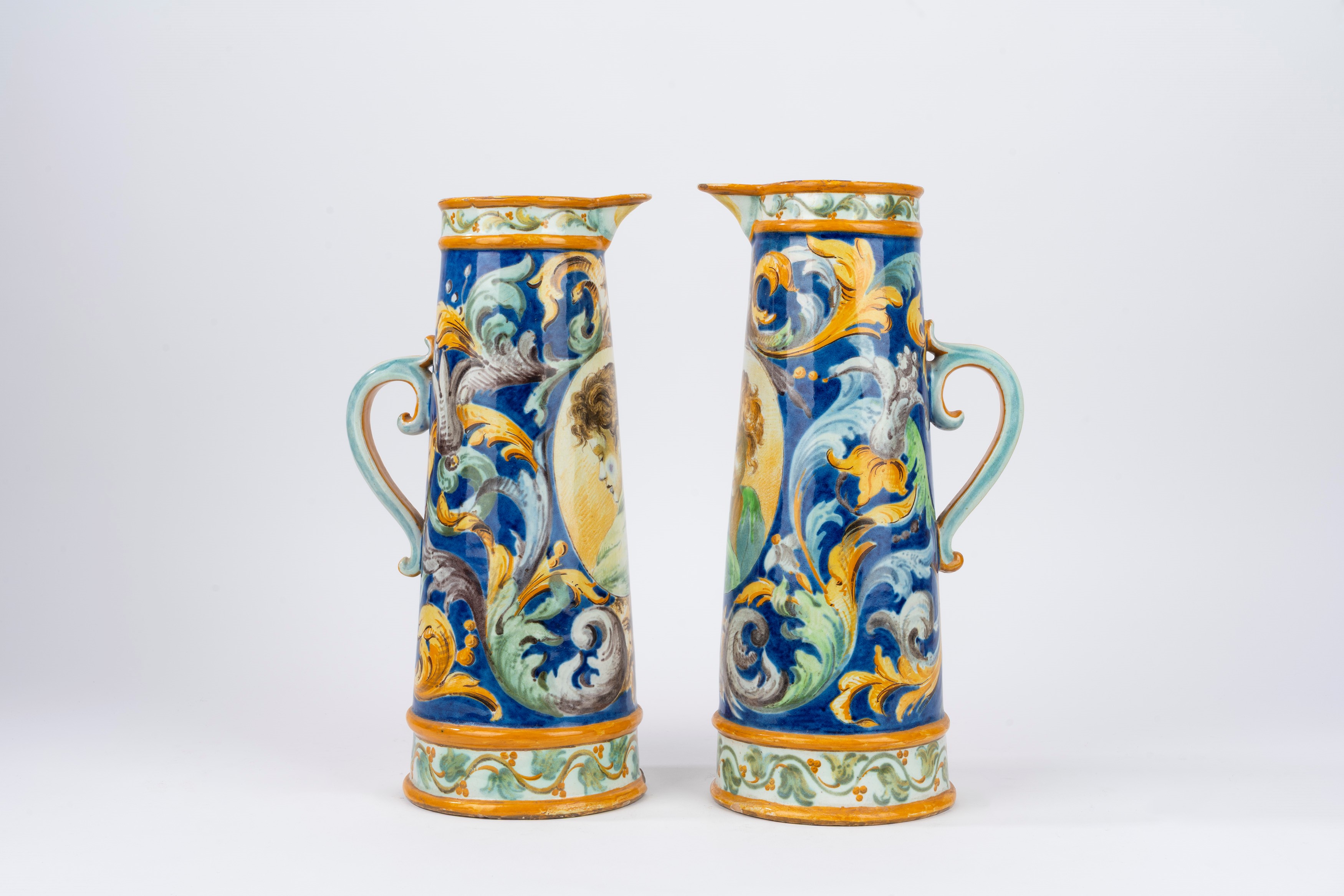 Due Brocche in Maiolica Policroma, Manifattura Italiana Secolo XX
